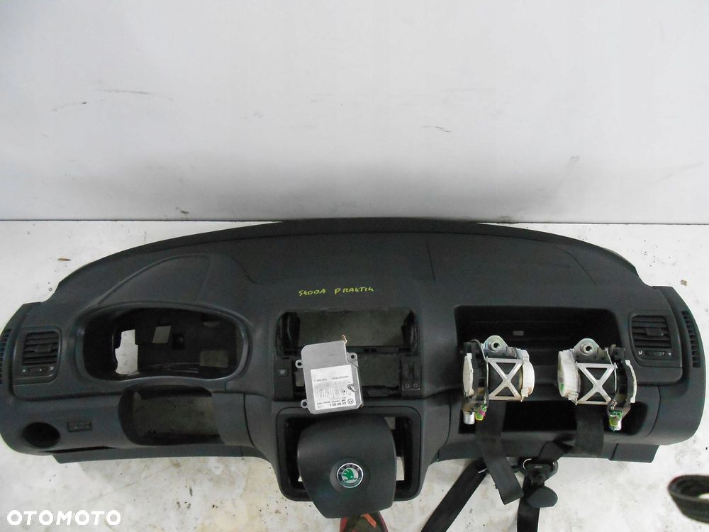 deska konsola poduszka airbag skoda praktik # - 3