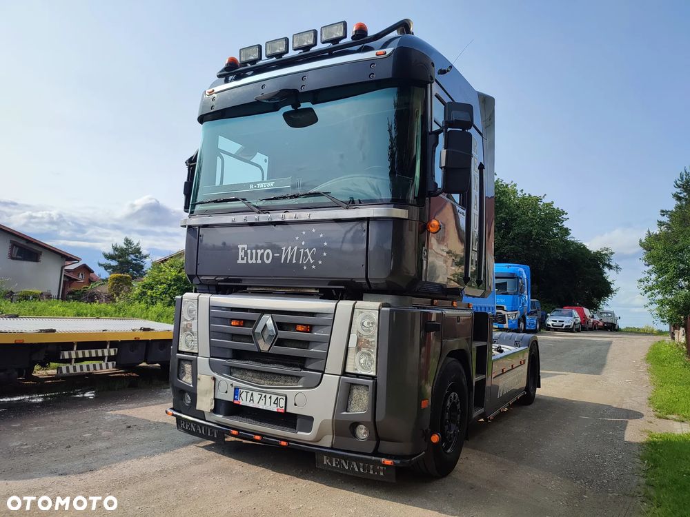 Renault MAGNUM - 6