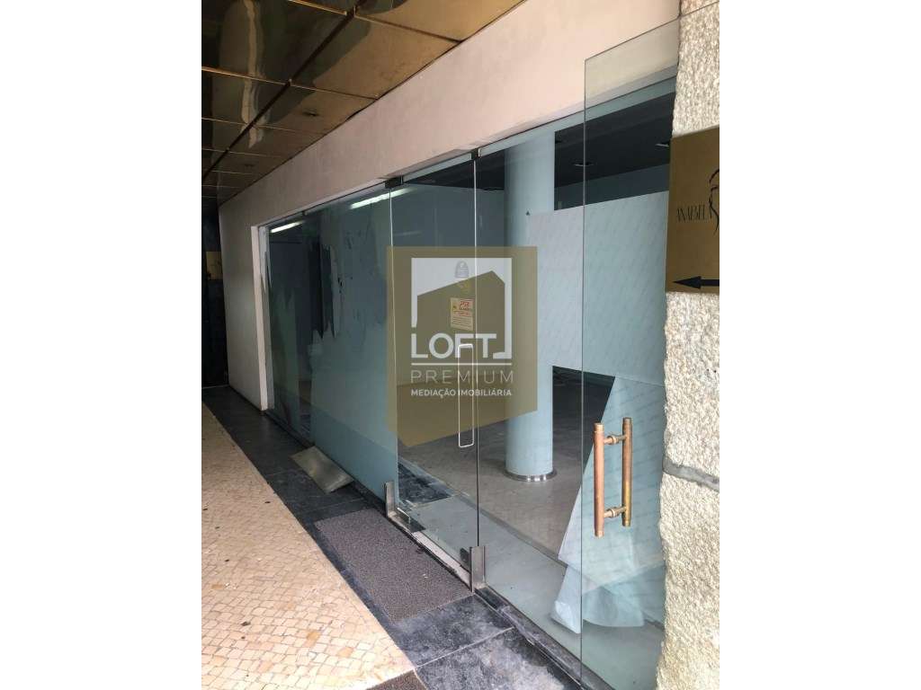 Loja em Pleno Centro de Guimarães - Grande imagem: 2/3