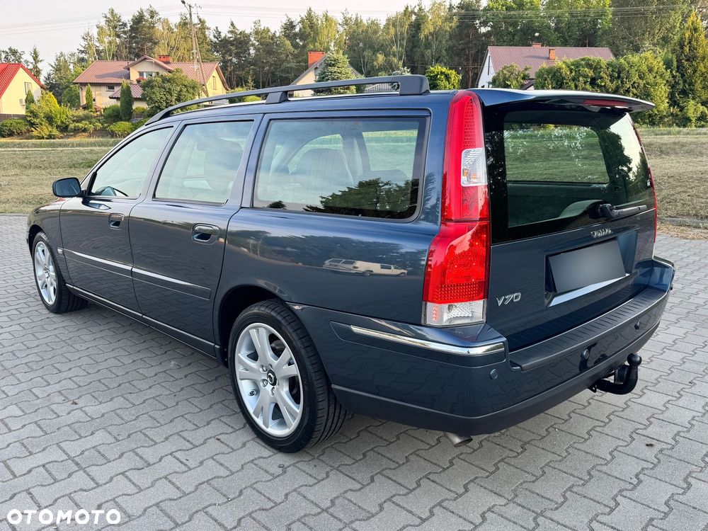 Volvo V70 D5 - 1