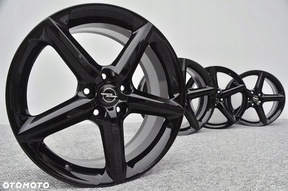 Felgi 8x18 5x110 Opel Astra Vectra Zafira Meriva Saab 9-3 5 GT Roadster - 1