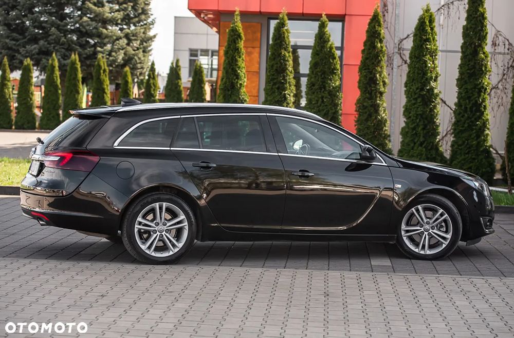 Opel Insignia 2.0 T Cosmo 4x4 EU6 - 17