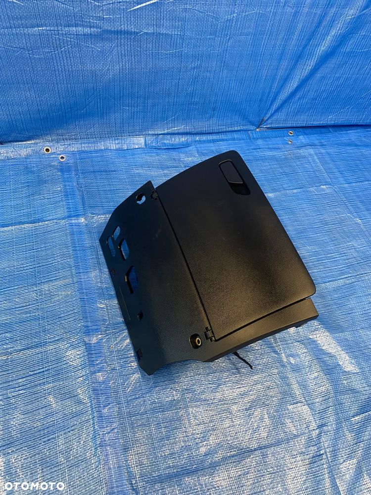 SCHOWEK PASAŻERA AUDI A3 8V CZARNY ORYGINAŁ EUROPA - 6