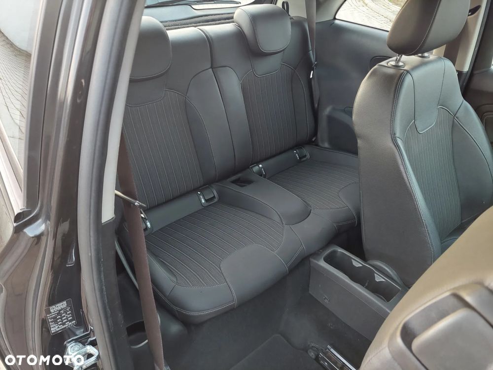 Opel Adam 1.4 Black Link - 13