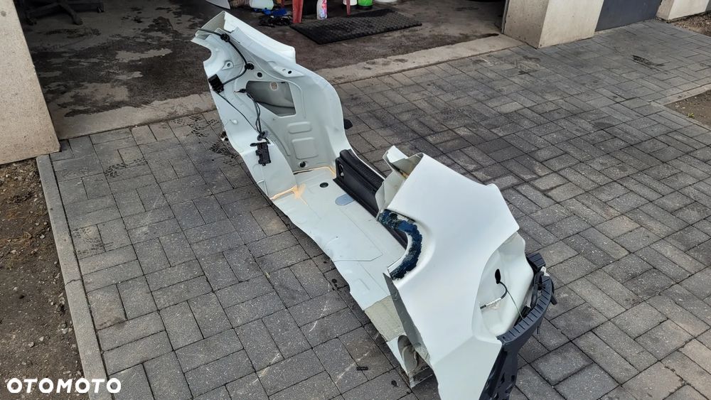 Renault Clio III 09-12 lift kombi Pas tylny OV369 - 5