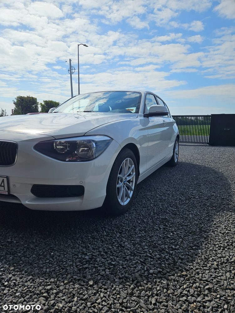 BMW Seria 1 114i - 13