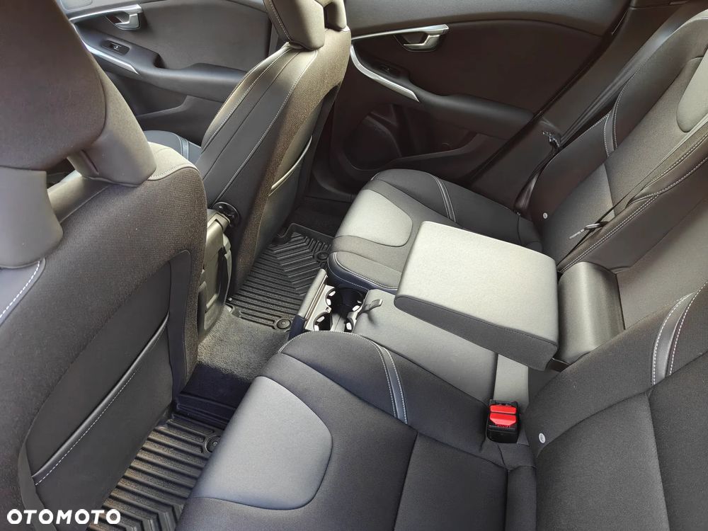 Volvo V40 - 5