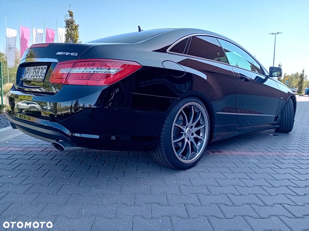 Mercedes-Benz Klasa E 350 CGI Coupe BlueEFFICIENCY 7G-TRONIC Elegance - 10
