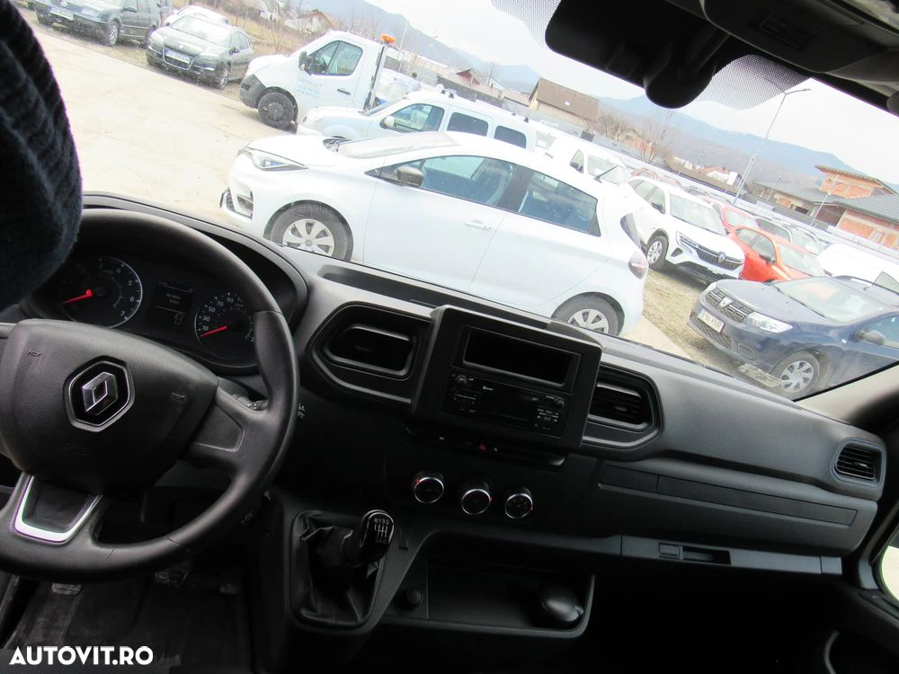 Renault Master - 10