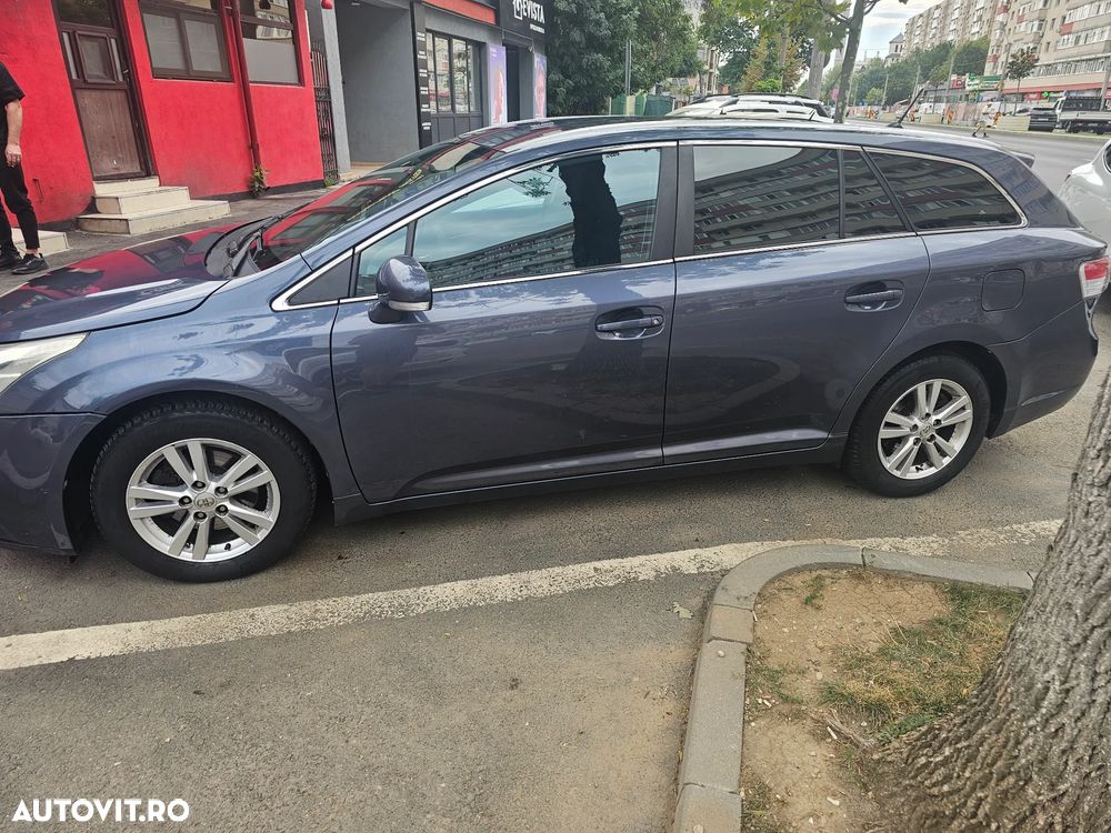 Toyota Avensis - 3