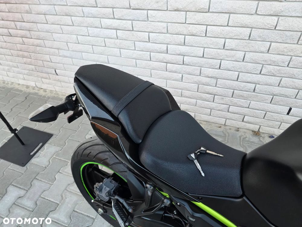 Kawasaki Z 650 - 10