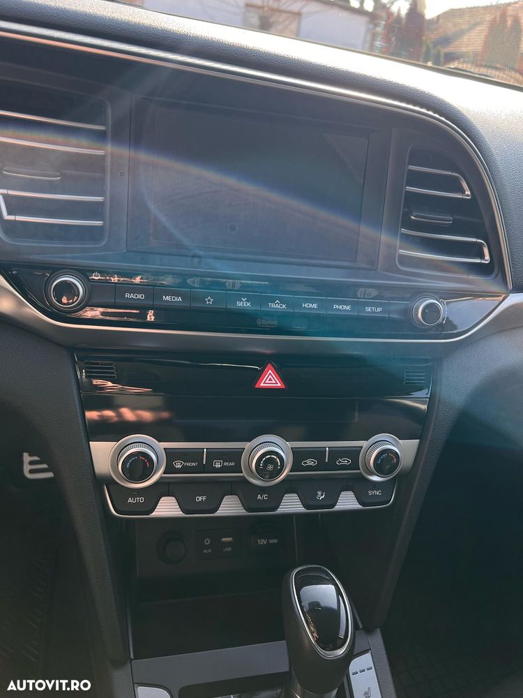 Hyundai Elantra 1.6 MPi Aut. Exclusive - 12