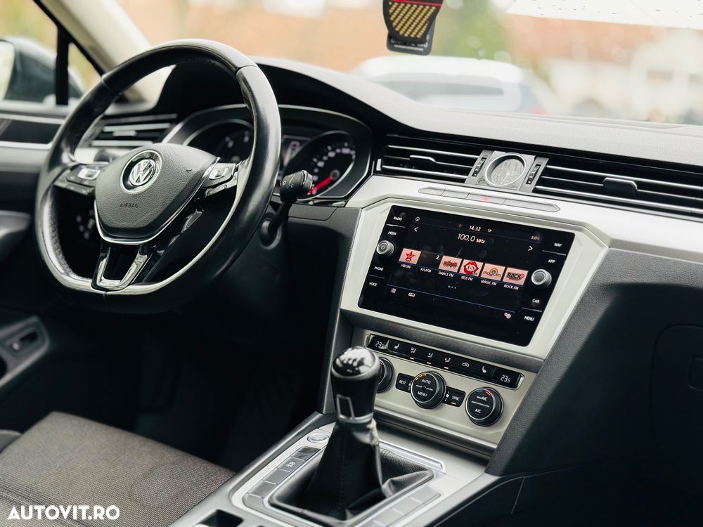 Volkswagen Passat Variant 2.0 TDI Comfortline - 8
