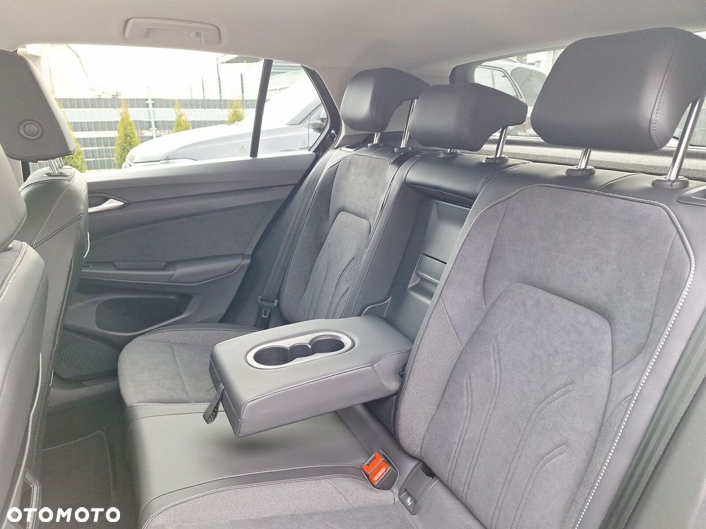 Volkswagen Golf 1.5 TSI Life Plus - 9
