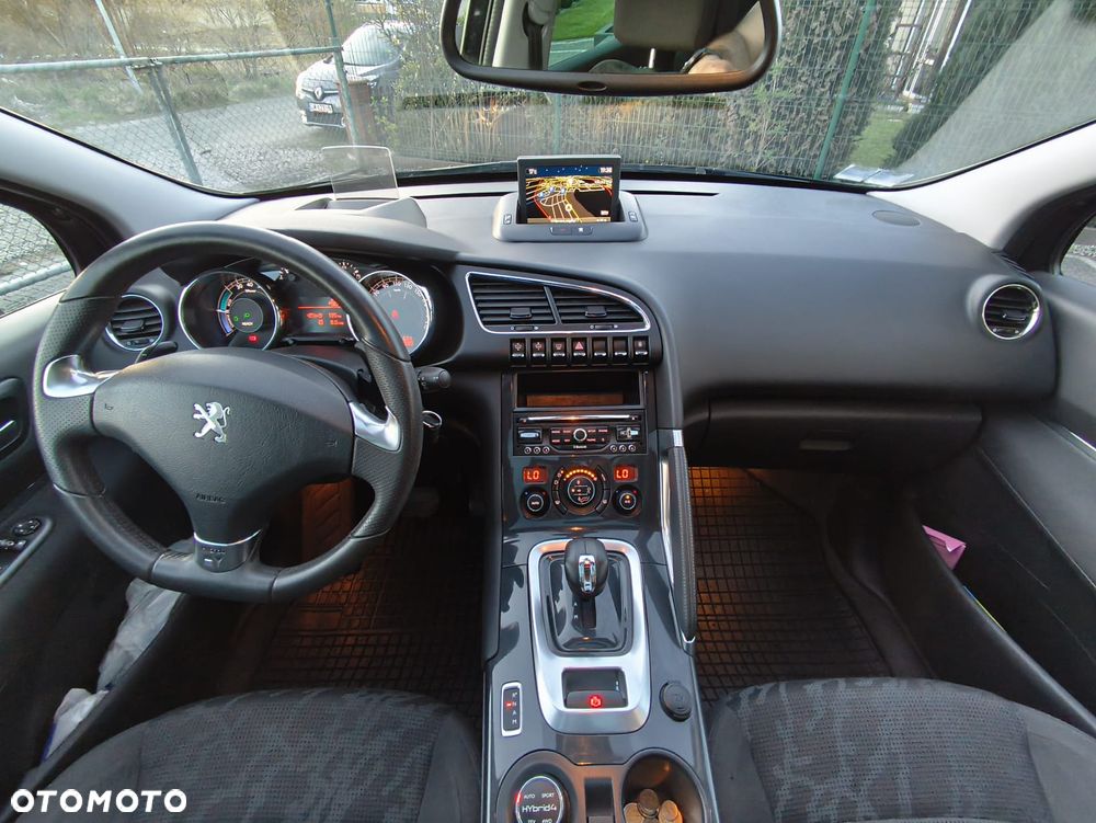 Peugeot 3008 HDi FAP 165 Automatik Allure - 27
