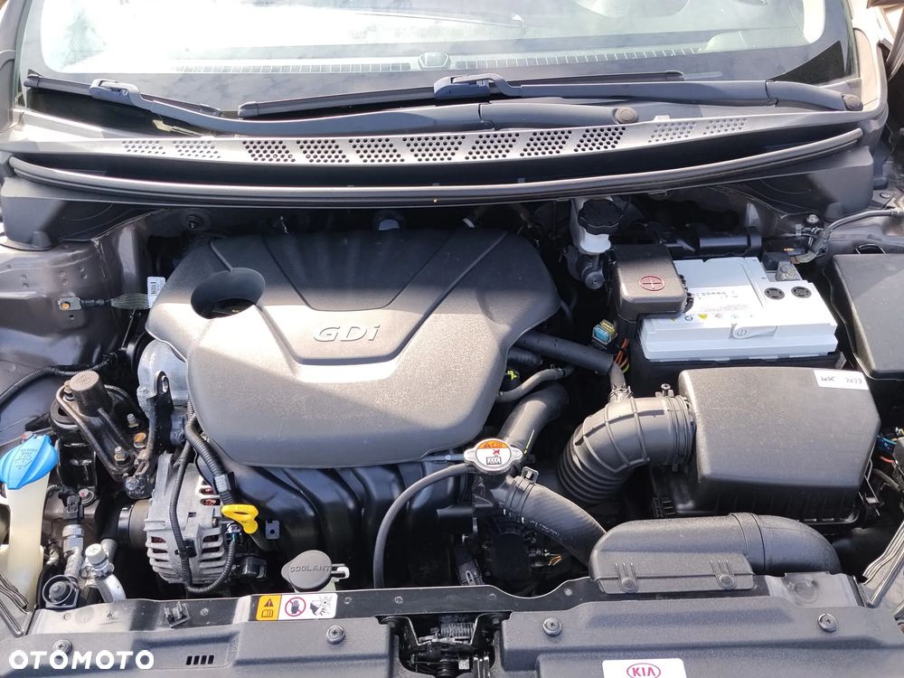 Kia Ceed 1.6 GDI ISG Platinum Edition - 14
