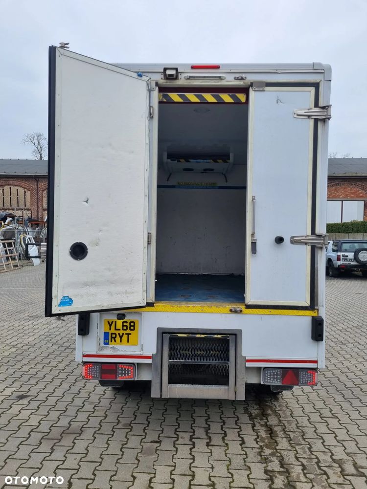 Mercedes Sprinter W907 Zabudowa Chłodnia Kontener - 5