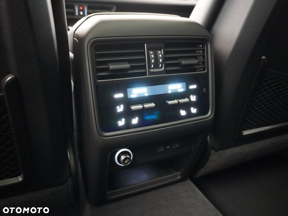 Porsche Cayenne S E-Hybrid PHEV Black Edition - 36