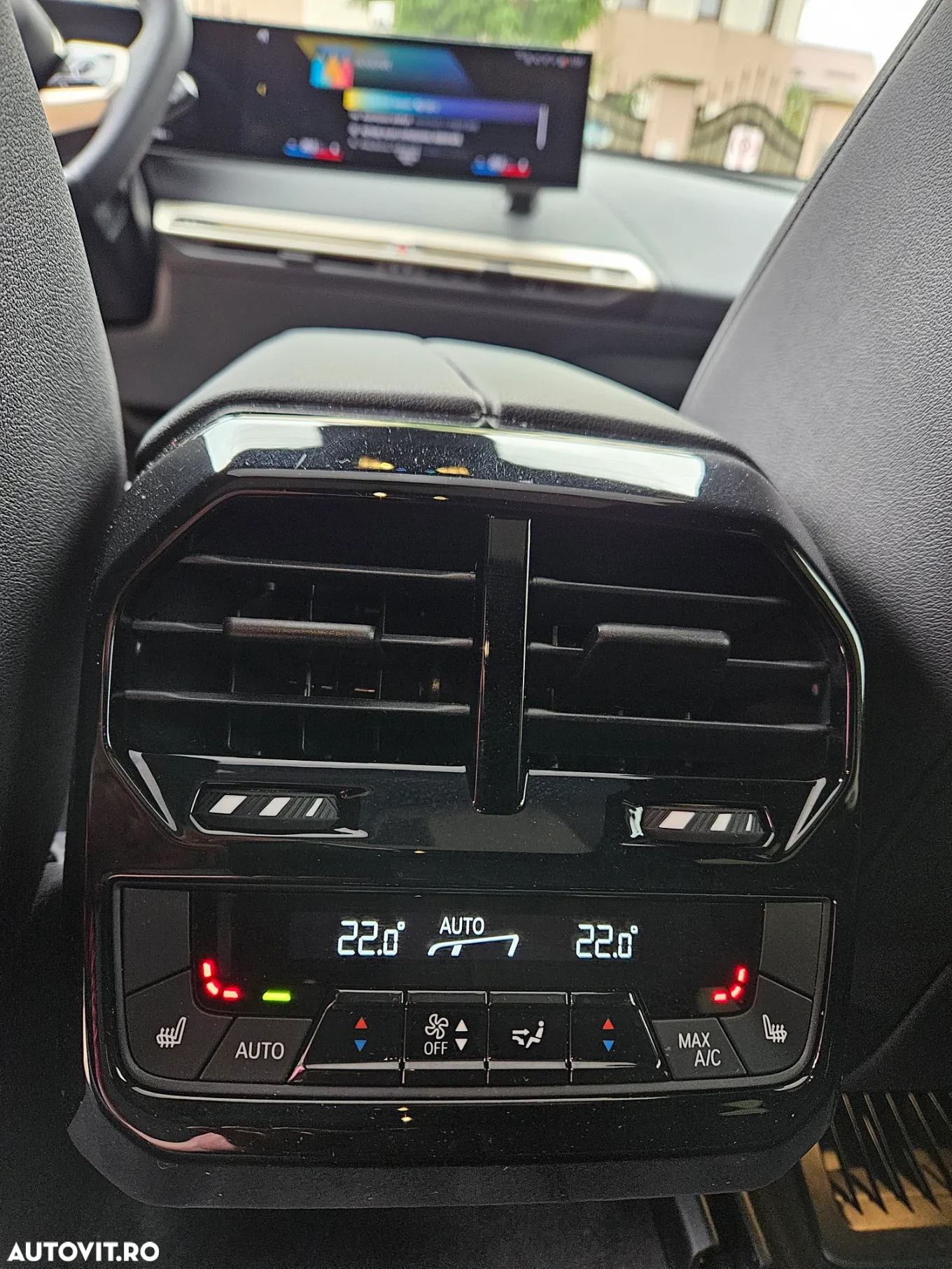 BMW iX xDrive40 - 29