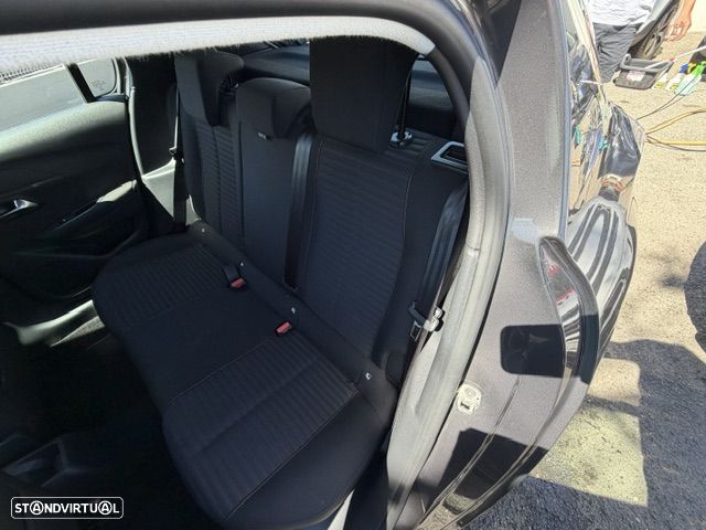 Peugeot 208 1.5 BlueHDi Active Pack - 17