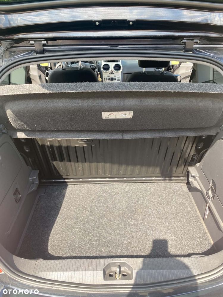 Opel Corsa 1.2 16V Cosmo - 13