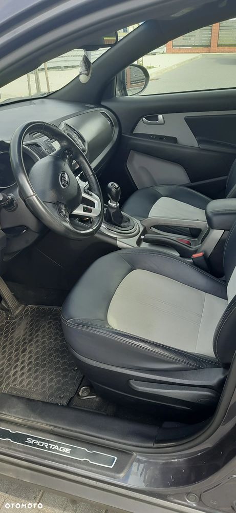 Kia Sportage 1.7 CRDI Business Line L 2WD - 9