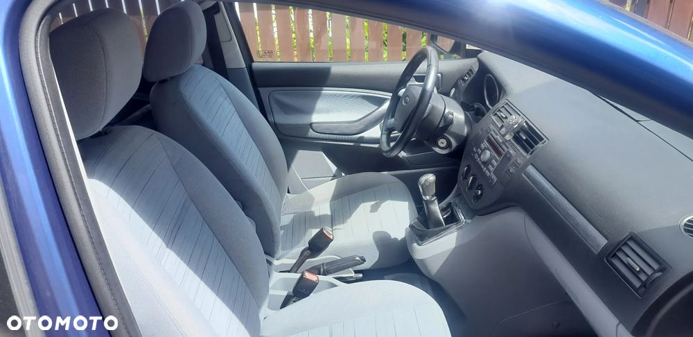 Ford Focus C-Max - 14
