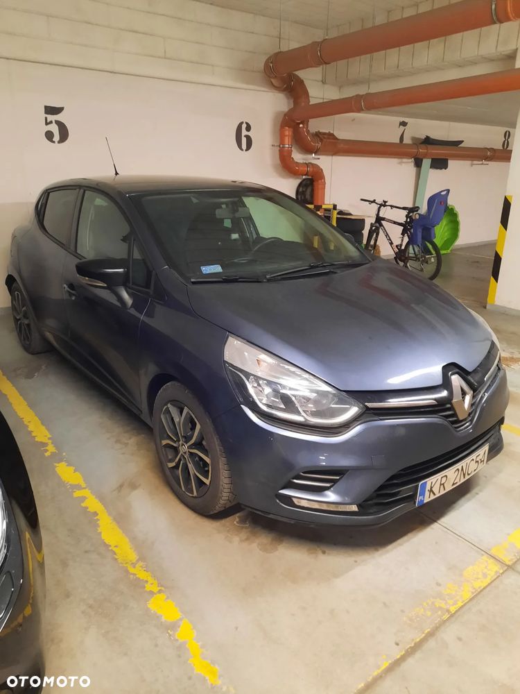 Renault Clio - 2