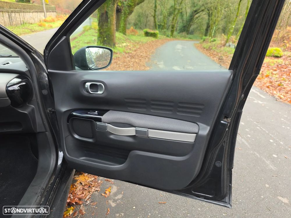 Citroën C4 Cactus 1.6 BlueHDi Feel J17 - 25