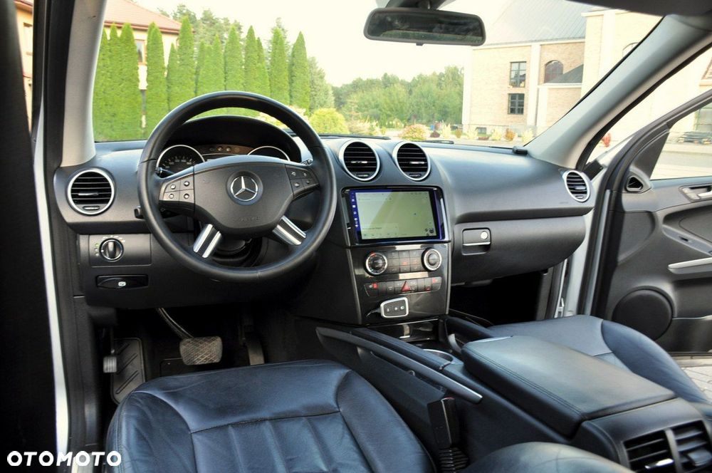 Mercedes-Benz ML - 29