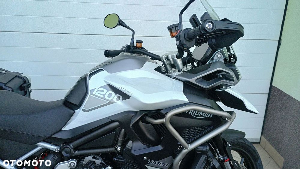Triumph Tiger - 28