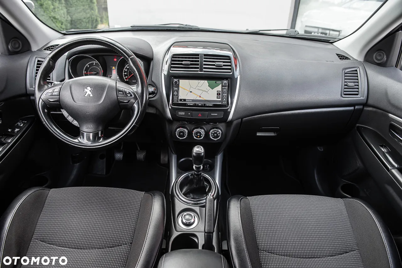Peugeot 4008 - 28