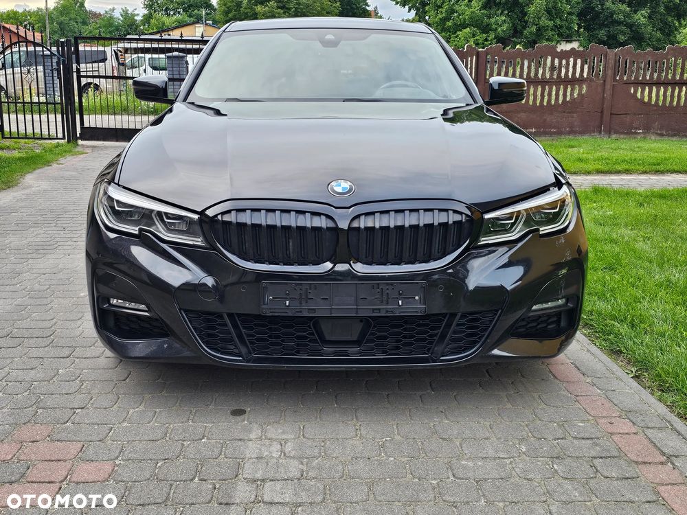 BMW Seria 3 330e M Sport - 2