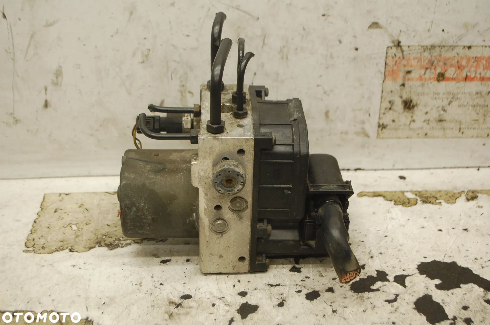 POMPA HAMULCOWA ABS + STEROWNIK 8E0614517 AUDI A4 B6 B7 - 1