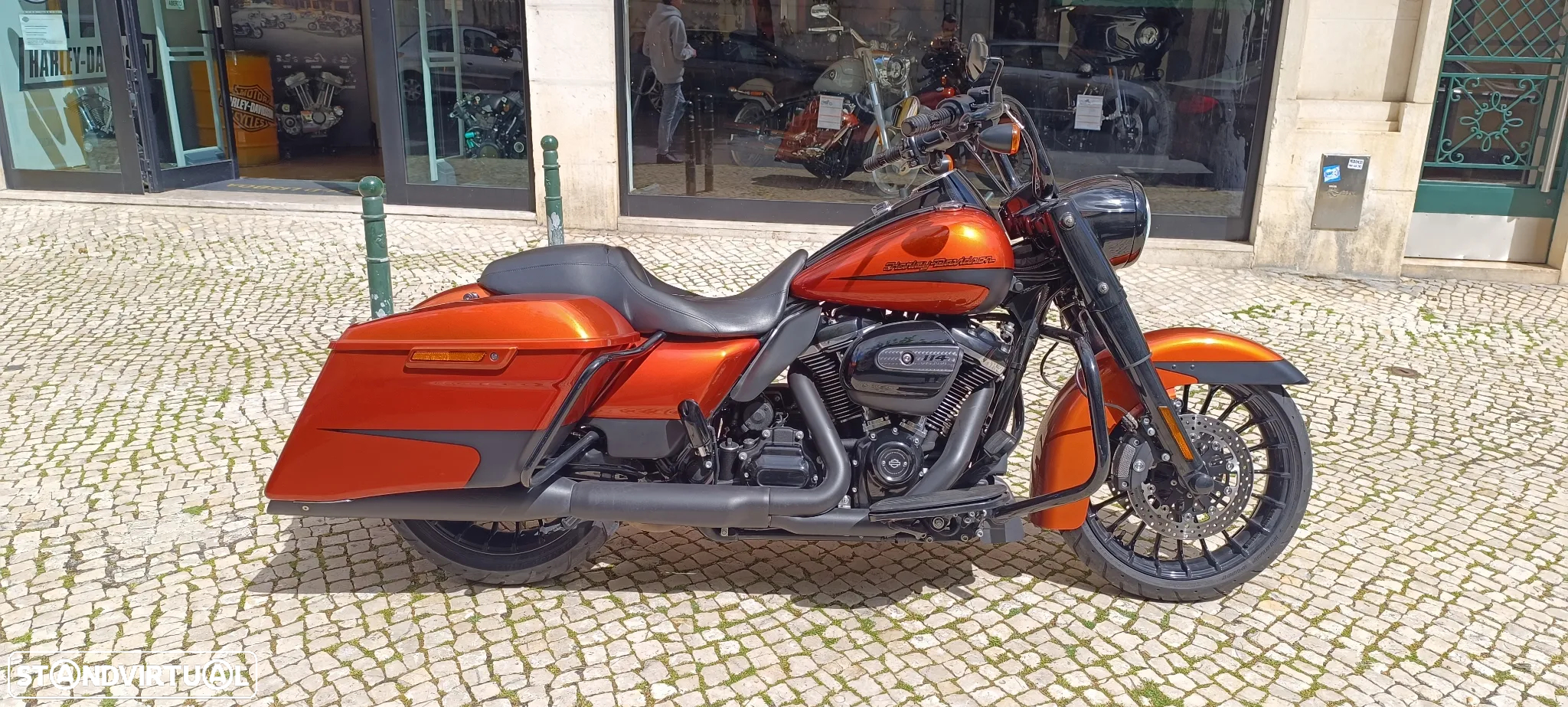 Harley-Davidson Tour ROAD KING SPECIAL - 2