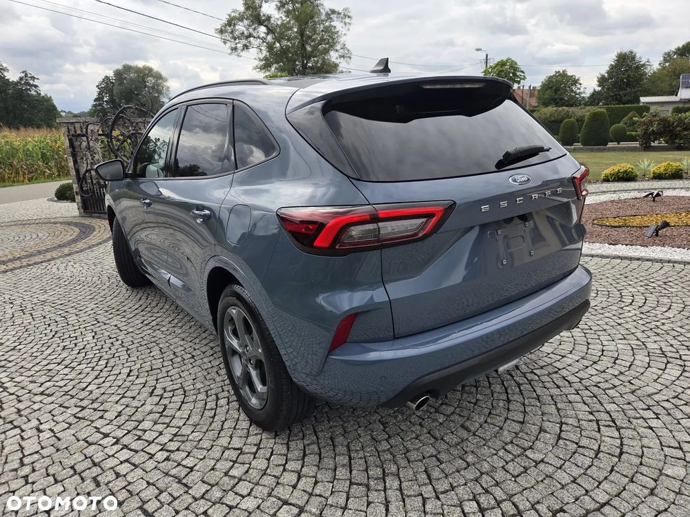 Ford Kuga - 8
