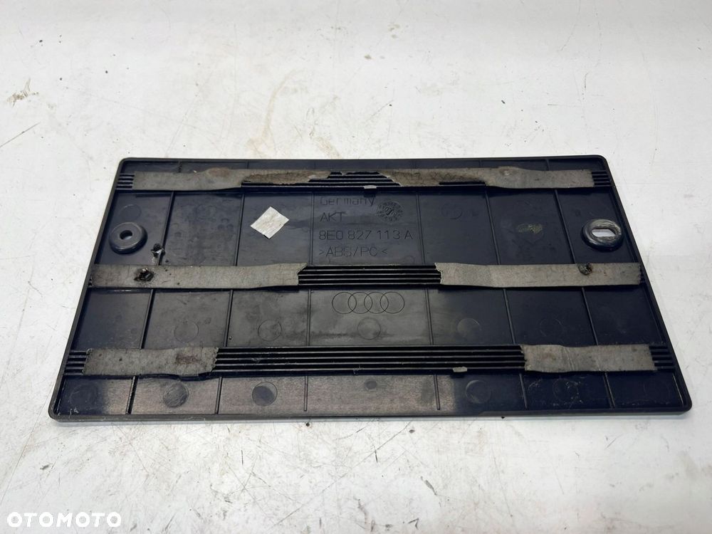 RAMKA TABLICY REJESTRACYJNEJ AUDI A3 A4 8E0827113 - 2