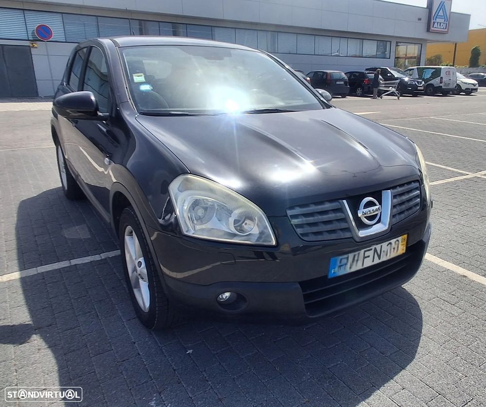 Nissan Qashqai 2.0 dCi Tekna Premium P.Preta 17 - 1