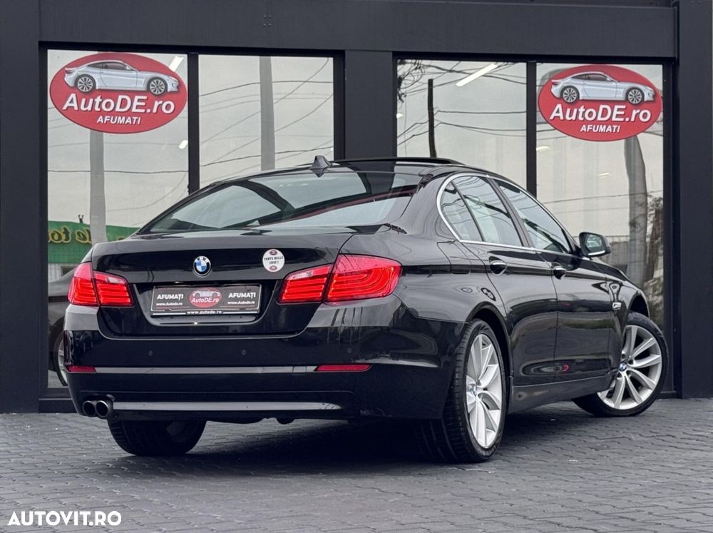 BMW Seria 5 528i Aut. - 4