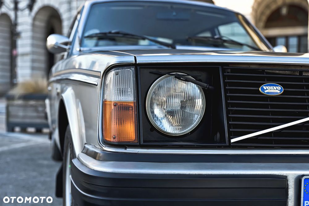 Volvo Seria 200 - 2