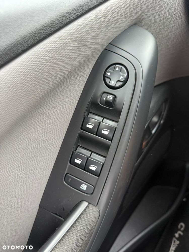 Citroën C4 Picasso VTi 120 Intensive - 17