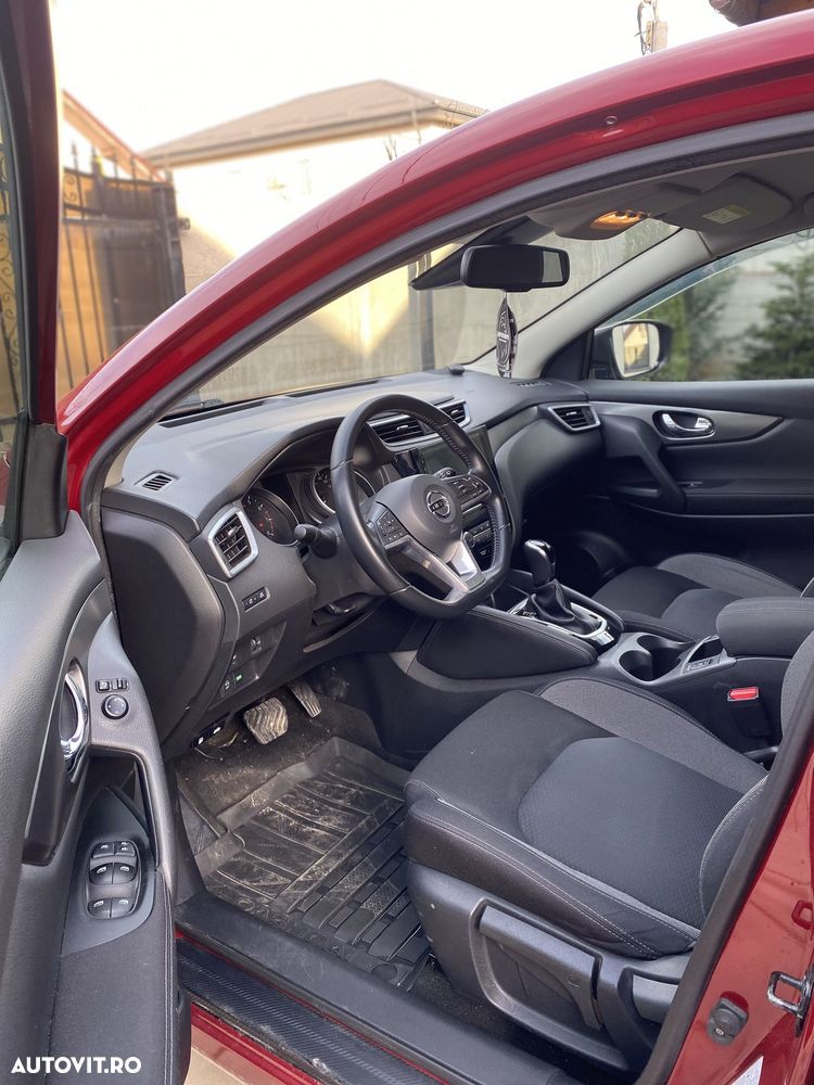 Nissan Qashqai 1.2 DIG-T Xtronic N-Connecta - 2