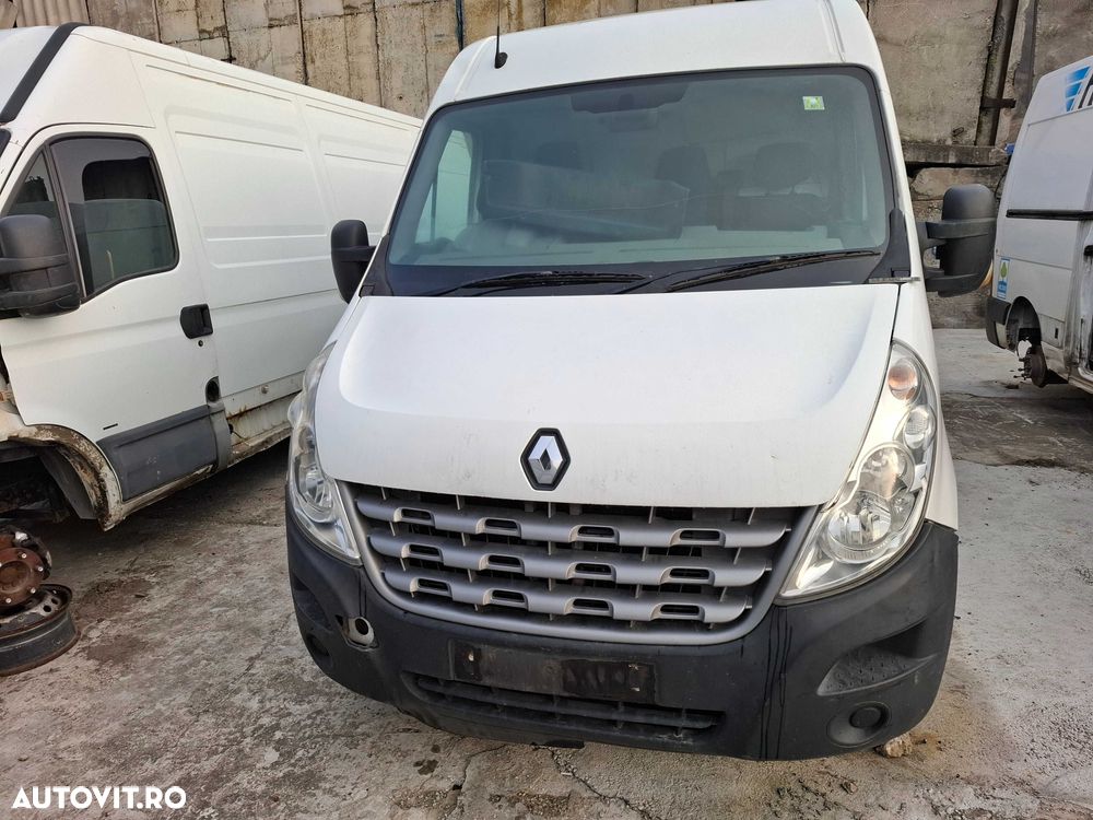 Dezmembrez Renault Master 2.3 euro 5 2014 - 1