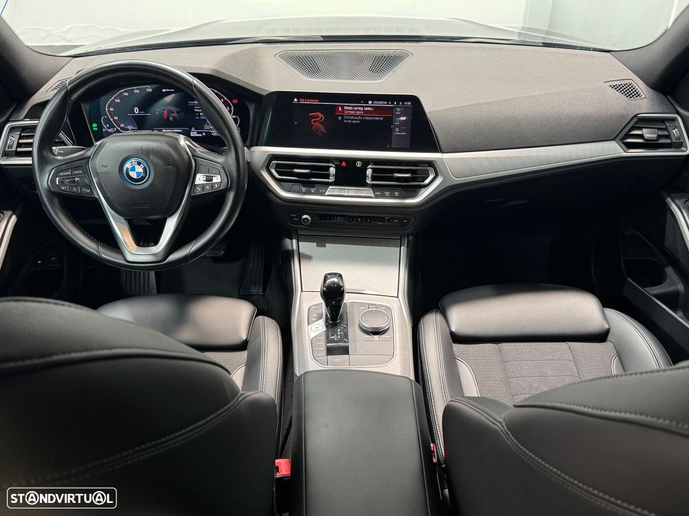 BMW 320 e Auto - 21