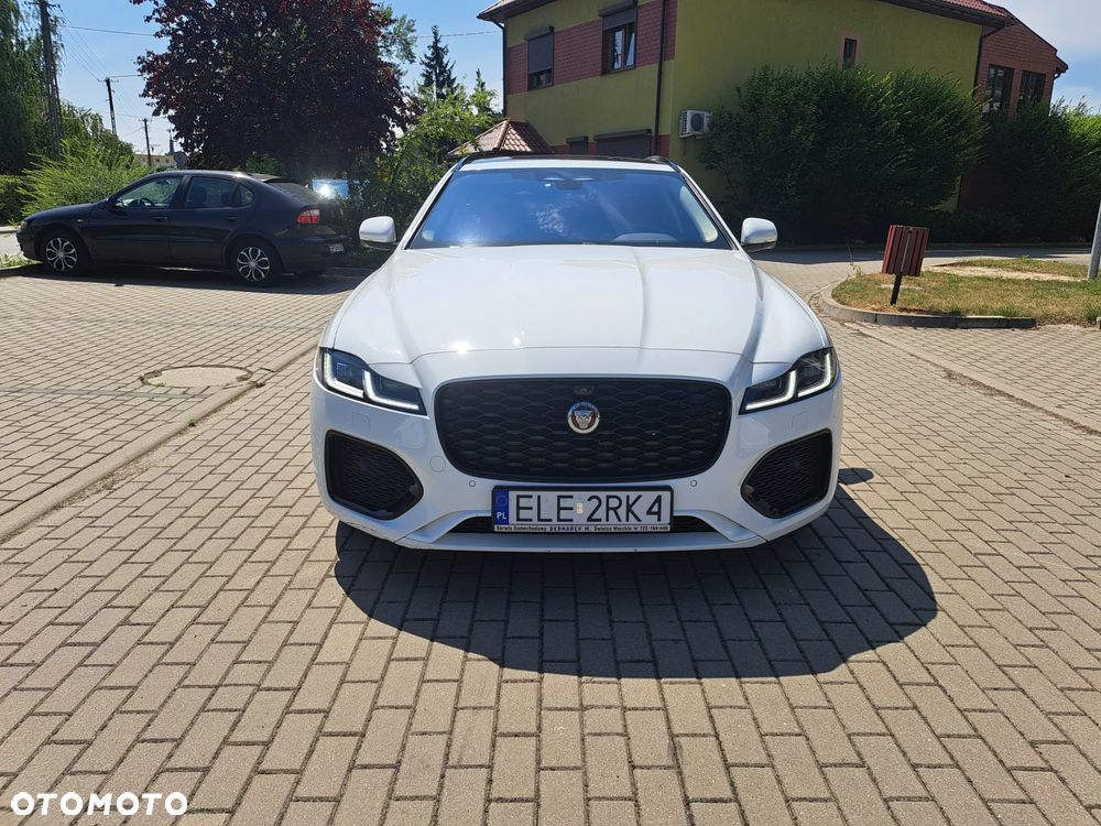 Jaguar XF D200 R-Dynamic S - 22