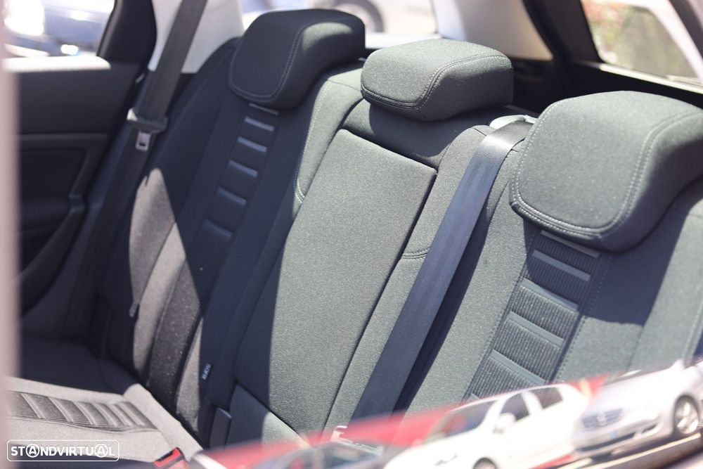 Peugeot 308 SW 1.6 BlueHDi Allure — fotografia 14