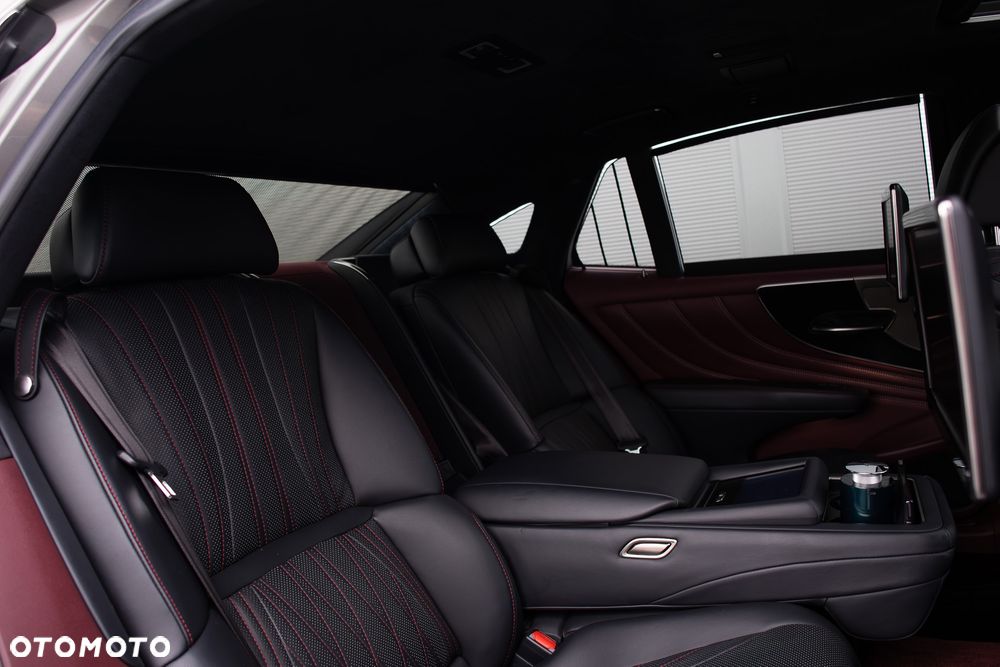 Lexus LS 500h Omotenashi AWD - 25