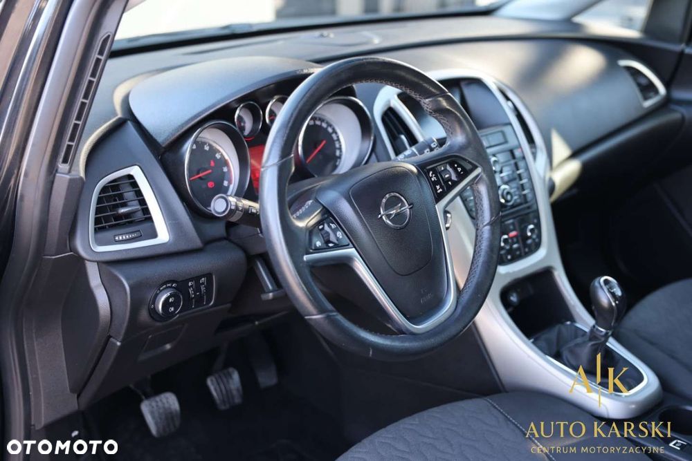 Opel Astra - 8