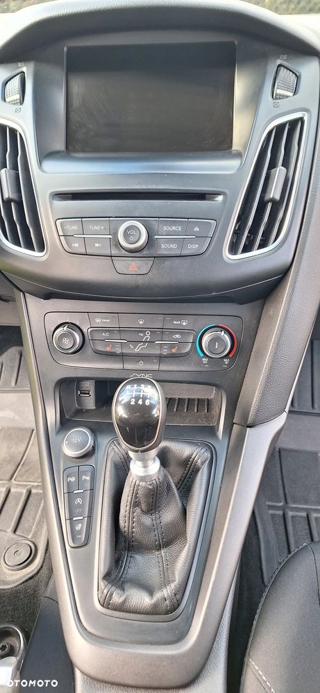 Ford Focus Turnier 1.6 TDCi DPF Start-Stopp-System Trend - 21