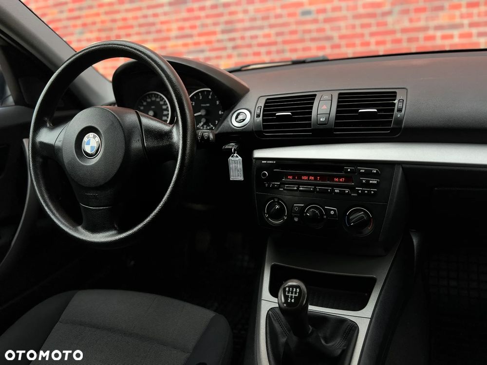 BMW Seria 1 116i - 7